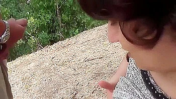 Blowjob Porn With Sensuous Amateur From