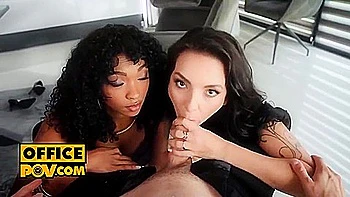 Nikky Thorne, Alexis Crystal And Carollina Cherry - Vicious And Alexis Fucking Action