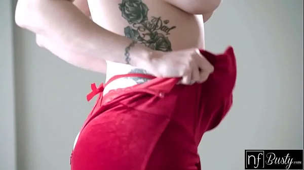 Busty Redhead Vixen Lauren Phillips Valentines Day Sex Session S10:E10