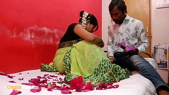 First Night Sex With Real Indian Wife Kamini Bhabhi