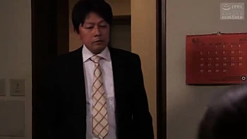 KUQ927-JVNTYPNXCA827960232