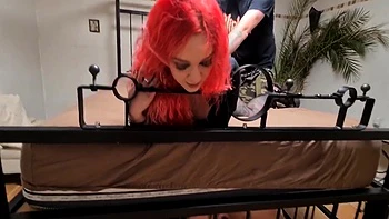 Dominatrix Fucked Up In Front Of Slave Sow By The Punter