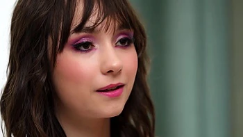 Stéphanie lets herself be conquered… - Jacquie et Michel TV