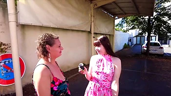 Discovering Sophia Laure... - Jacquie et Michel TV