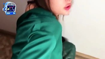 Gorgeous Russian Chick In Stockings Perfectly Knows How To Suck