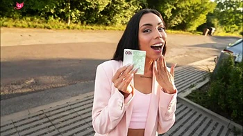 Columbianas Cutie Pies - Colombian Babe Shakes Her Booty In Rhythm