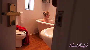 Auntie Lucinda Bathtub Jerk Off Instruction