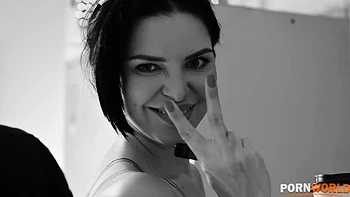 Busty Body Painted Babe Kira Queen Takes A Pounding From BBC Boxing Trainer GP2485