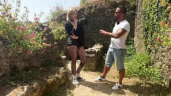 The bride changes her plans - Jacquie et Michel TV