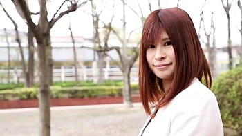 スレンダー美人妻がキスと乳首愛撫で感度高まるスローな前戯