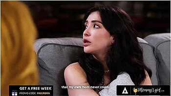 Stepmommys Girl - Milf Lauren Phillipss Big Tits Unite Stepdaughter Chloe Surreal & Bully Jane Wilde