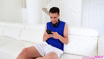 Personal Trainer Egypt Loves To Get Hands On With Her Clients With Sexy Thick And The Official Egypt