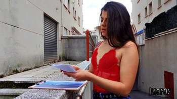 Tattooed Babe Gets Down and Dirty