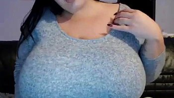 Plump Sexy Slut: Big Tits, Big Ass  Masturbation Porn