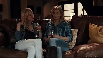 Lesbian sex video: Licking, Amateur  Bongacams Porn