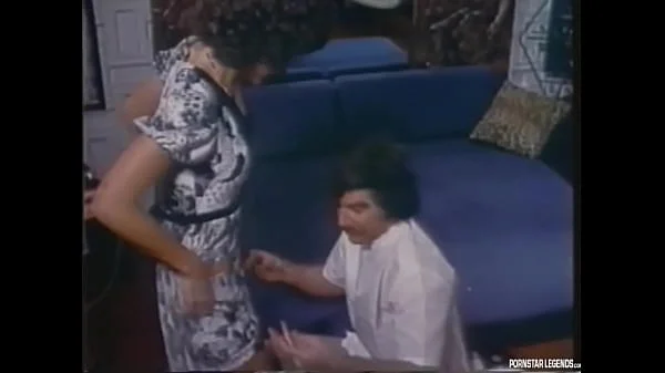 Classic Pornstar Linda Lovelace Gives An Incredible Blowjob Till He Cums