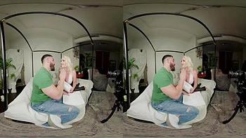 GO VR: Big Tits, Big Ass  Blowjob Porn
