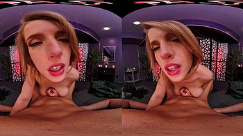 Oct Re Busty Blonde: Big Tits, Big Ass  Blowjob VR Porn