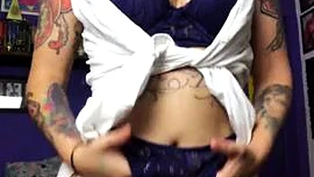 Spook: Amateur, Fansly  Striptease Porn