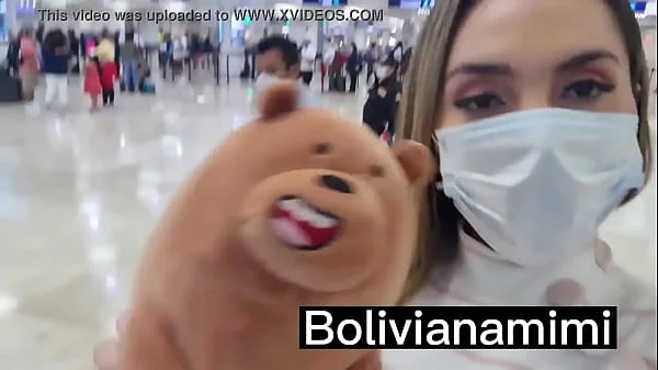 Sem calcinha no aeroporto de Cancun    Video completo no bolivianamimi.tv
