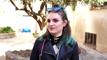 Anissa, 22, fucked by two guys at her request! - Jacquie et Michel TV