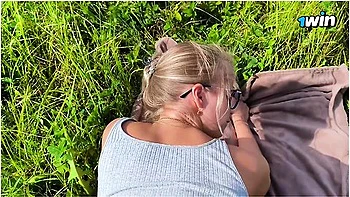 Swife Katy In I Wanted So Badly To Be Fucked In The Ass By A Stranger While I Was Jerking Off My Pussy On The Gras