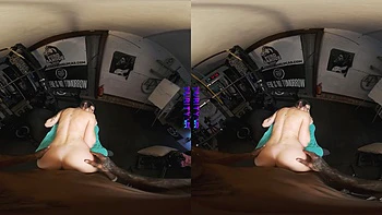 PURITYVR Sex in the gym with Dahlia