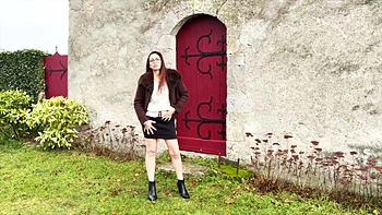 Chouqxxx, 40 years old, waitress in Vichy! - Jacquie et Michel TV