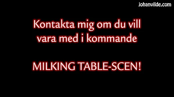 Milking table mit Cristina cielo und einem glücklichen Mann