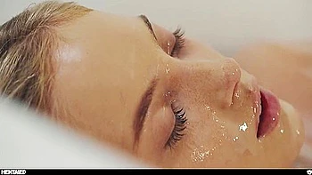 Sex Addict Blonde Influencer Bella Spark Fucks Her Pet Alien Monster