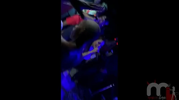 Mesmo gravida fui no show da Mc Mirella na Enigma Club e fodi com desconhecidos.