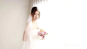 No Runaway Bride Kaori Maeda by Caribbeancom: Licking, Handjob  Professional Porn