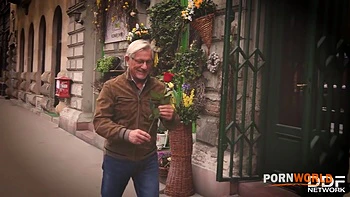 Anal fucking Milf Rebecca Volpetti gives mature man the boner of his life