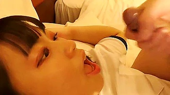 3176617 はるる似のりんちゃんこんな可愛い子に大量の精子を口内射精からこっくんさせちゃいました