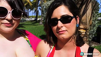 Girls Day Out - Alana Lace and Kelli Maxx - XLGirls