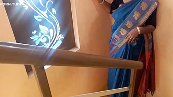 Cheating Housewife Romance In Stairs