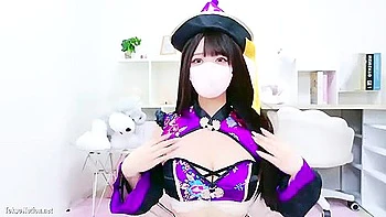 Erotic live chat with cute beautiful girl