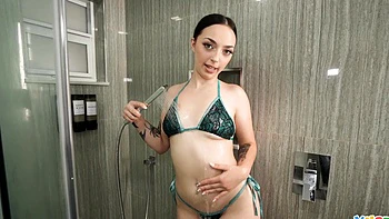 Ethan Seeks and Scarlett Rosewood enjoy passionate missionary and cowgirl in bikinis