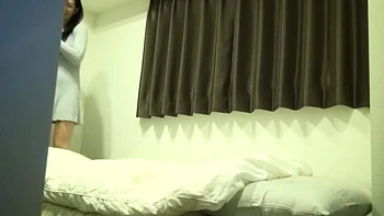 Amateur Pov: Husband Wanna See His Wife Having Sex With Another Guy. #30-1