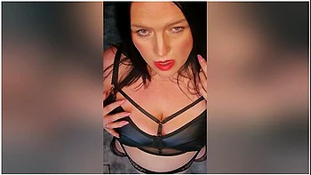 Horny Milf Talks Filth And Plays With Her Pussy
