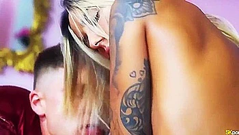 Sex With Rocking Diva From