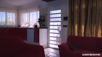 Shasha, 28, wanted two big cocks... - Jacquie et Michel TV