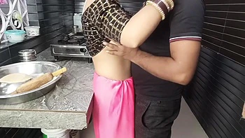 I Made My Young Stepsister-in-law Suck My Dick While She Was Cooking In The Kitchen, Then Fucked Her Hot Pussy