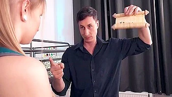 Sexy Slim Young-looking Thai Girl Exposes All Her Asshole For A Fuck At Show