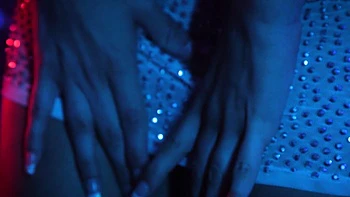 Sexy blonde MILF flaunts wet nude figure