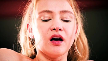 Ultra Films-Sofilie, Ivi Rein: Licking Fans