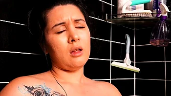 GirlsOutWest - Trixie