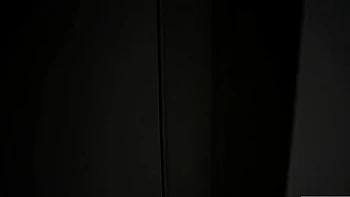 curvy Kali Roses getting poked and facialized by her