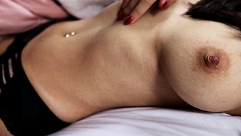 Love Chat Big Boobs Brunette Masturbating For Cam