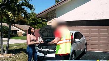 Slay Kay - Fucks In Her Boyfriends Backyard To Get Her Car